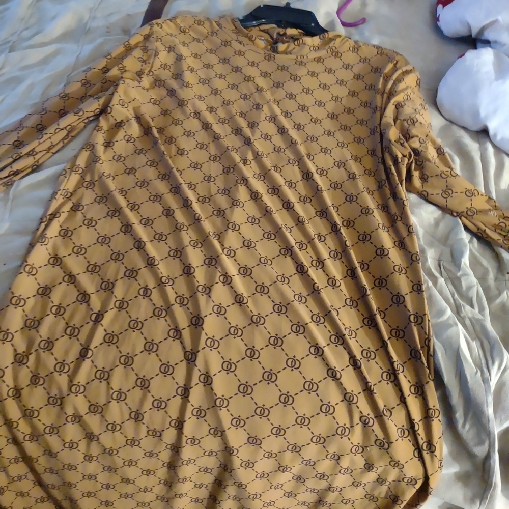 Dress - Picture 2 of 2
